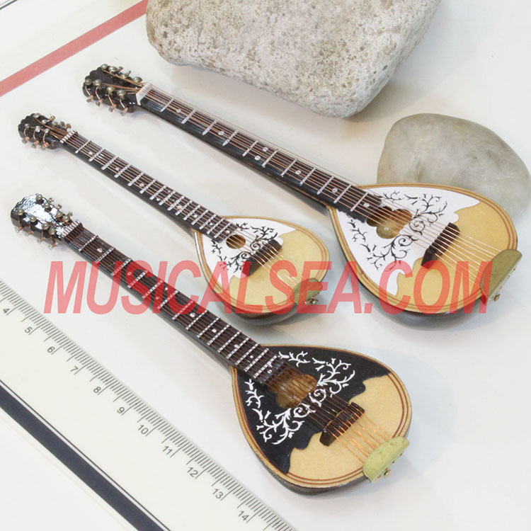 Mandolin replica